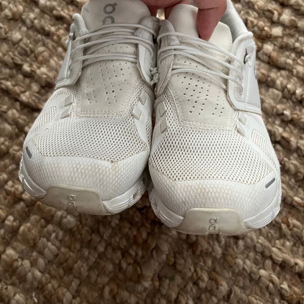 On Cloud 5 Women 7.5 White Running Shoes Sneakers CloudTec Swiss Engineering - Picture 7 of 14